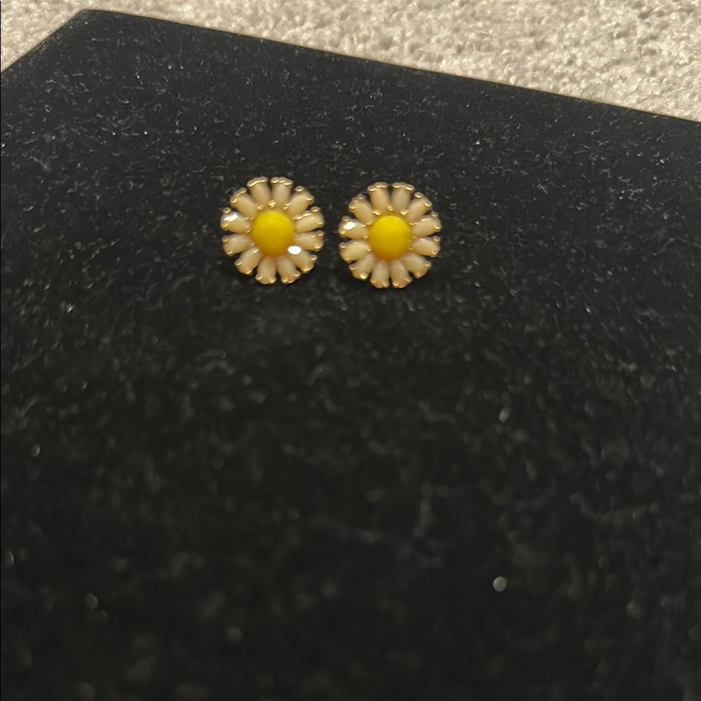 Kate Spade Yellow and White Daisy Earrings